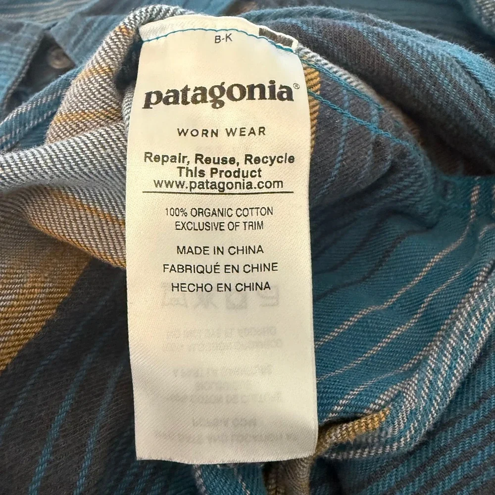 Patagonia Mens Fjord Flannel Shirt Blue Gray Stripe Organic Cotton STY54020 FA17